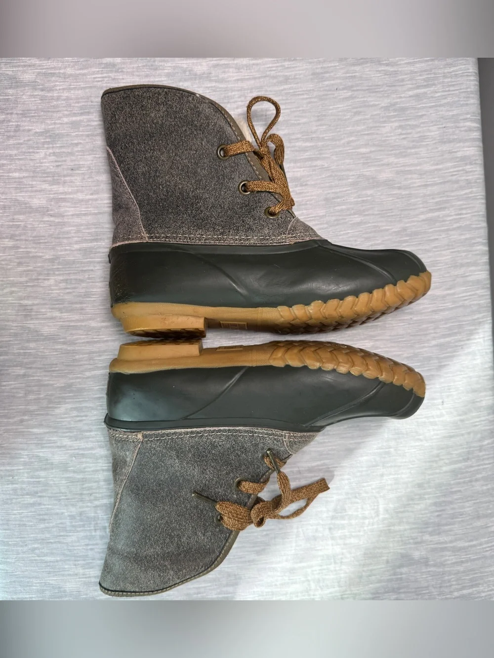 Vintage Sporto Diana Duck Boot | 7 | Gray Suede Faux Fur Lined | Genuine Duck - Picture 6 of 10